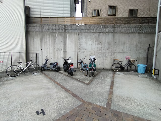 アンフィニ千里山の外観写真