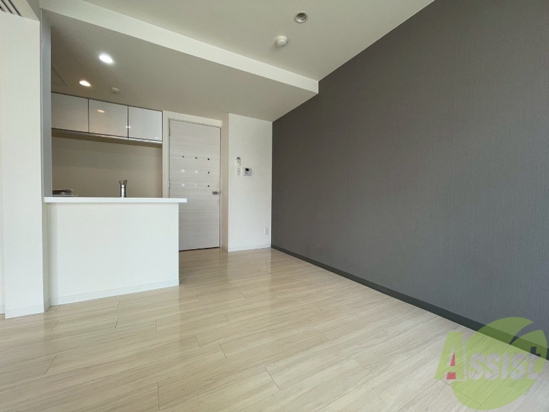 居室・リビング　広くてキレイなお部屋が広がっていて、充実した生活が送れそう。