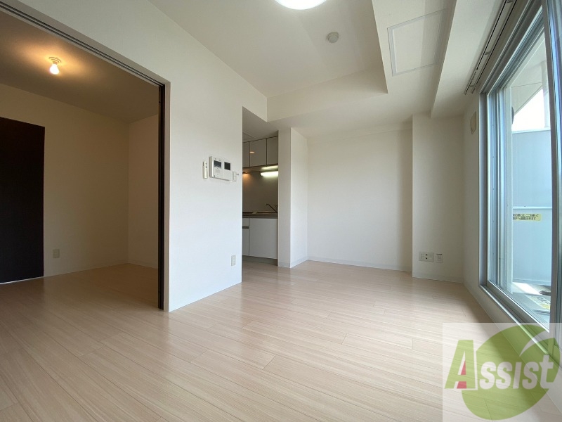 居室・リビング　広くてキレイなお部屋が広がっていて、充実した生活が送れそう。