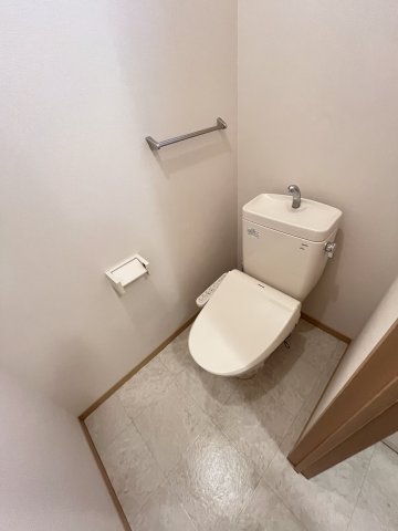 トイレ　イメージ202号室の写真