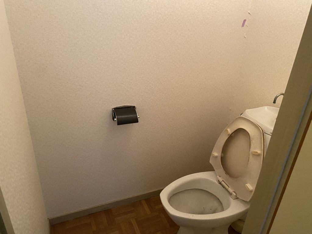 トイレ　トイレ