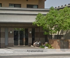 エントランス　駐車場