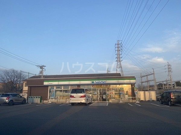 【半田市上池町のアパートのコンビニ】