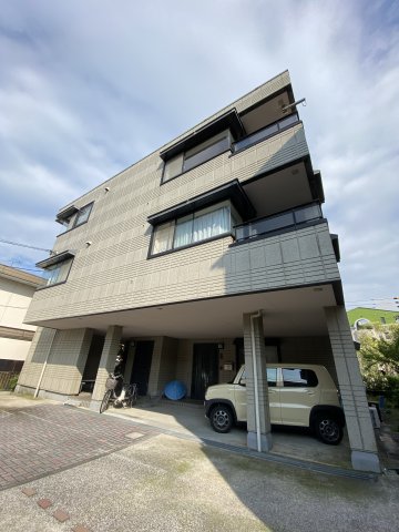 横浜市磯子区洋光台のマンションの建物外観