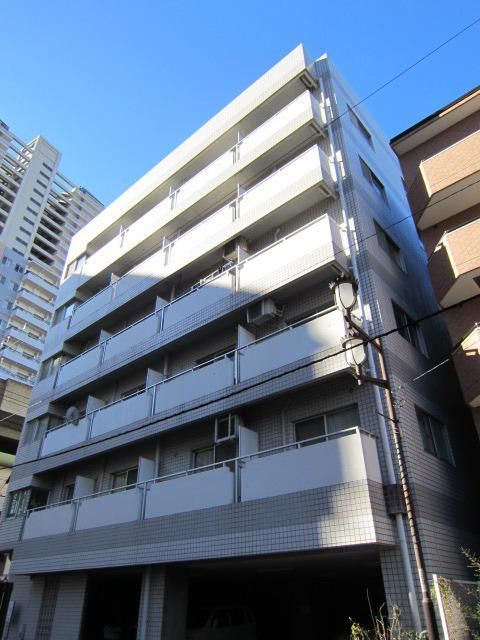 府中市府中町のマンションの建物外観