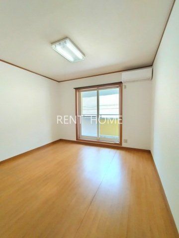 居室・リビング　洋室7.7帖です。