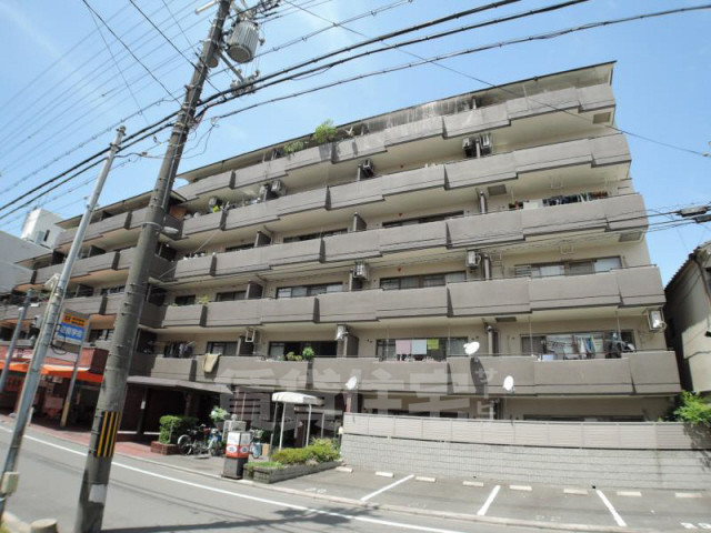 京都市南区唐橋琵琶町のマンションの建物外観