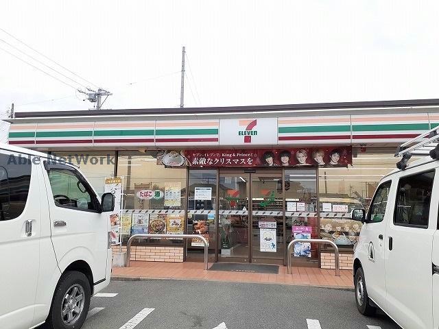 【碧南市半崎町のアパートのコンビニ】