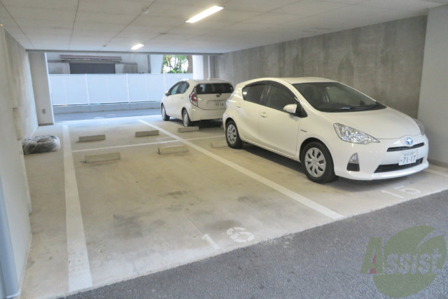 【仙台市若林区清水小路のマンションの駐車場】