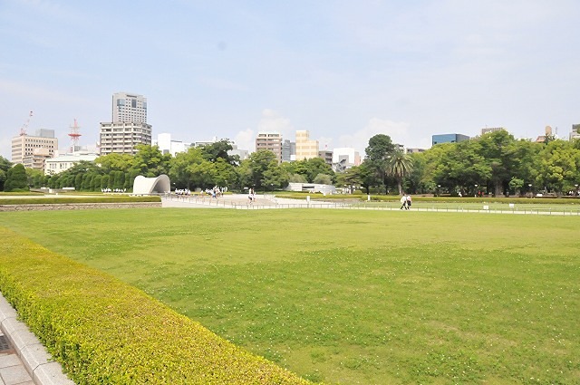 【プレサンス新大阪ストリームの公園】