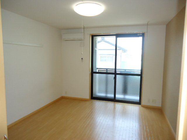 居室・リビング　照明エアコン付洋室