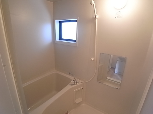 バス・シャワールーム　バスルーム