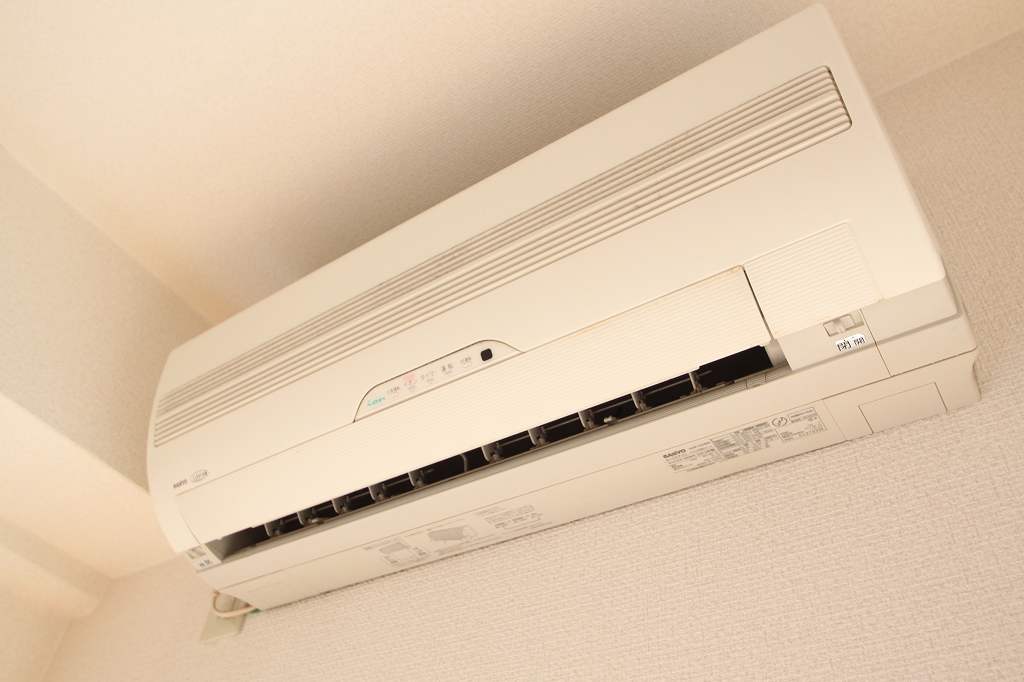 その他　もちろんエアコンも付いています。