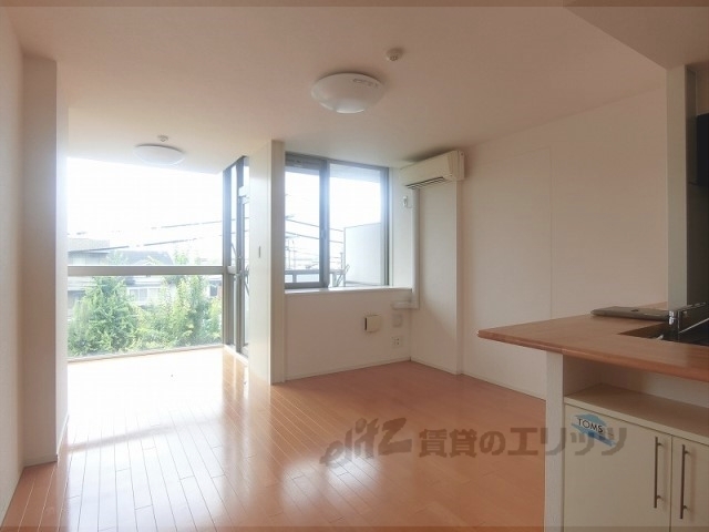 居室・リビング　リビング