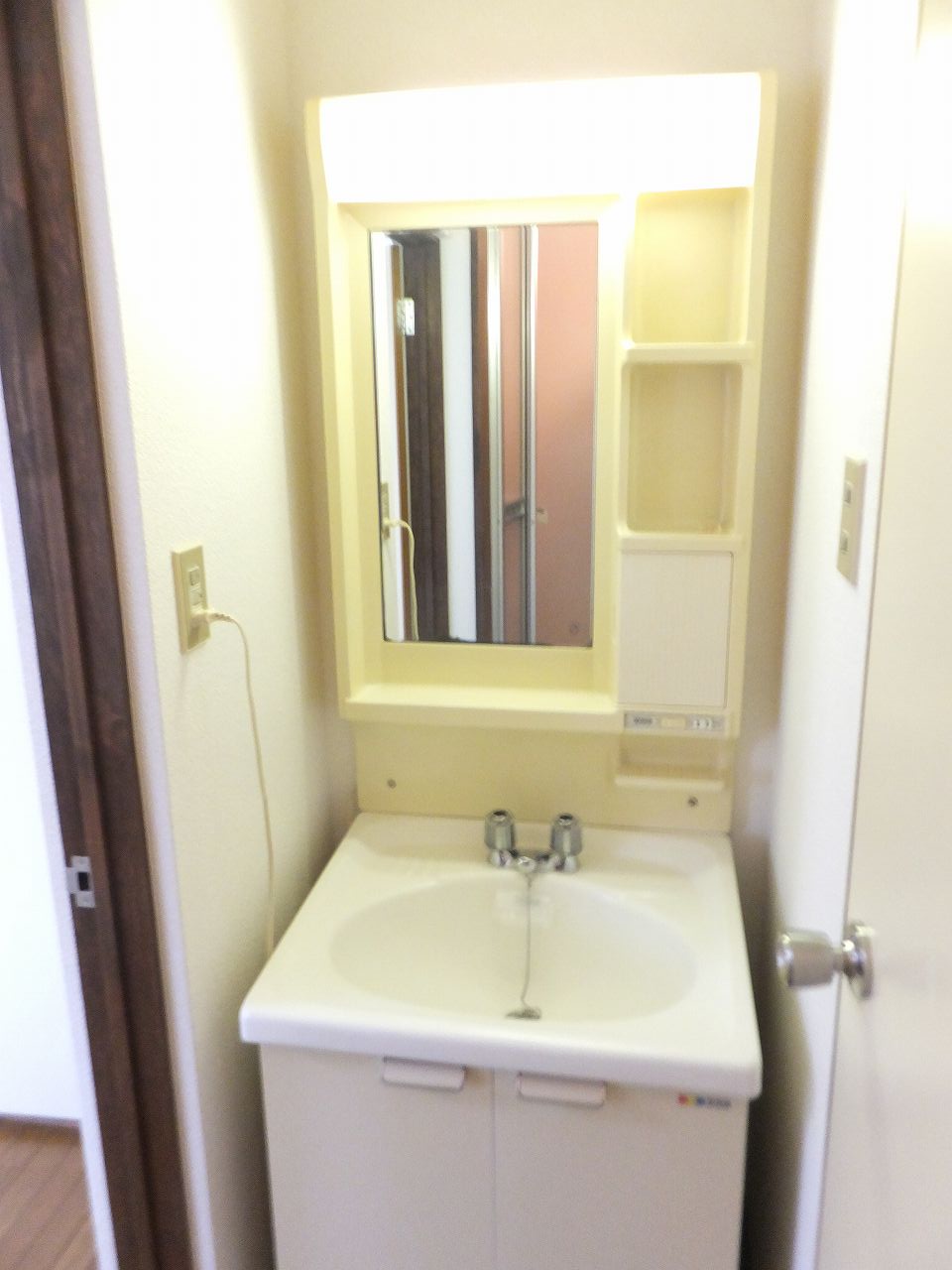 洗面設備　☆独立洗面台付き☆