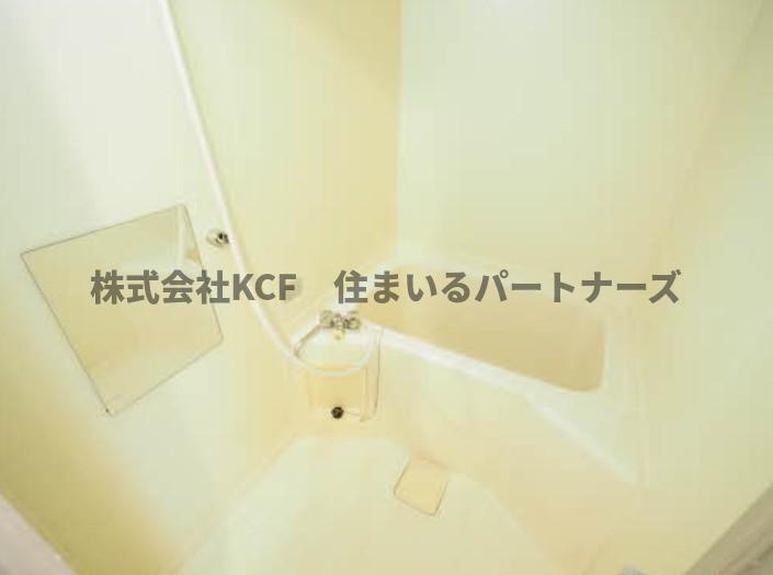 バス・シャワールーム　小物を収納するのに便利です