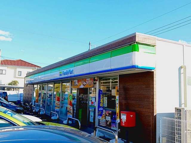 コンビニ　ファミリーマート富士今泉店（コンビニ）まで850m