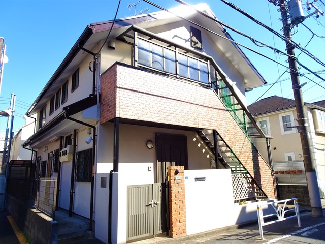 建物外観　閑静な住宅地でゆったりライフスタイルを満喫してください♪