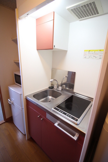 キッチン　※別部屋の写真です