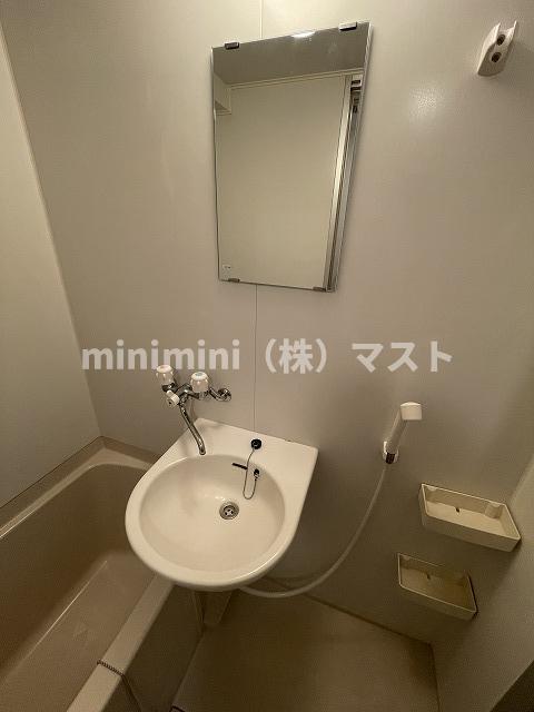 洗面設備　別部屋参考写真