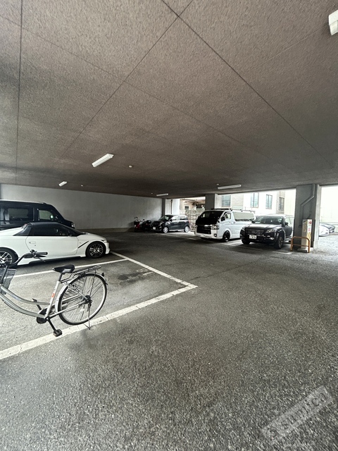 駐車場　駐車場１台無料です♪♪