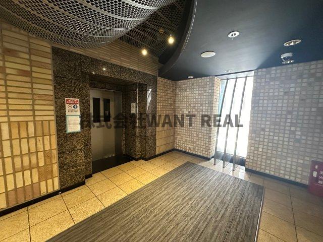 ロビー　建物の内部です