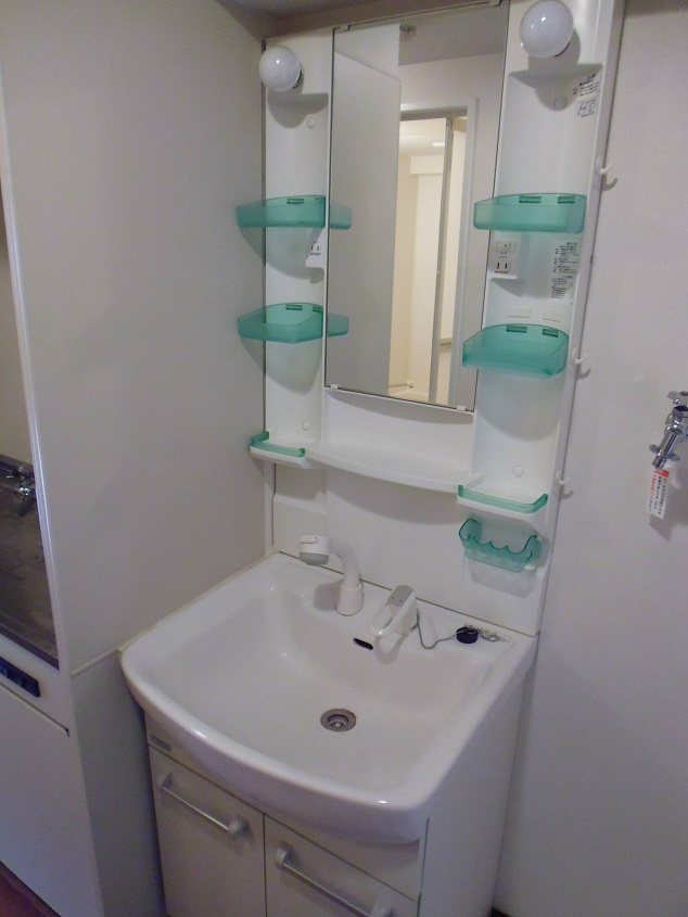 洗面設備　シャンプードレッサーです。