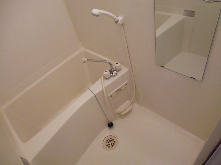 バス・シャワールーム　お風呂です。