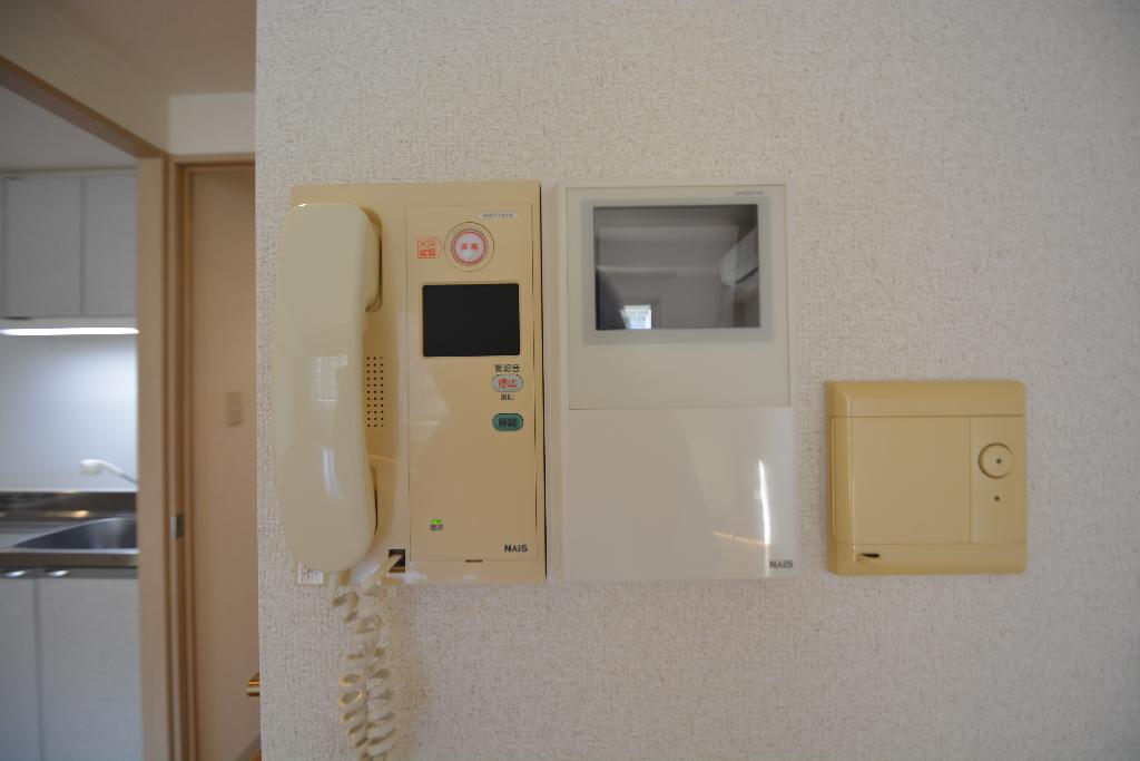 セキュリティ　カメラ付インターホン