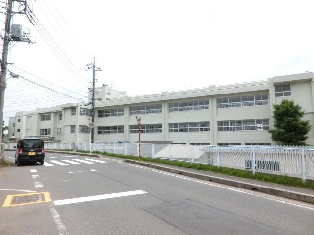 小学校　千葉市立土気小学校（小学校）まで810m