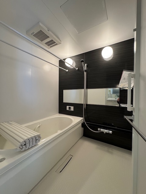 バス・シャワールーム　同間取り４階の写真です