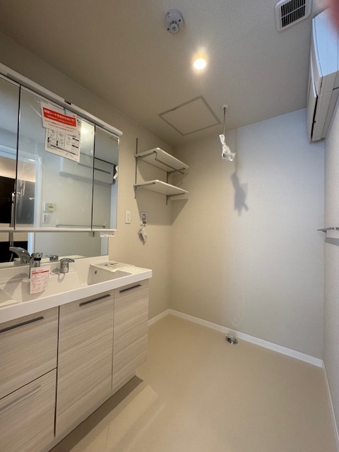 洗面設備　同間取り４階の写真です