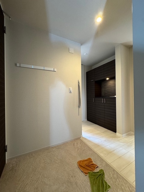 玄関　同間取り４階の写真です