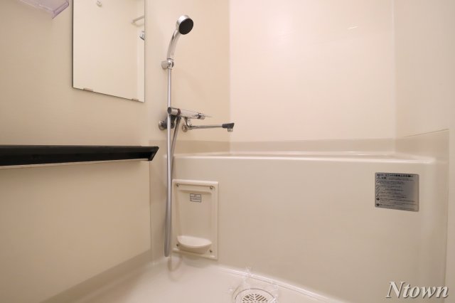 バス・シャワールーム　お風呂です