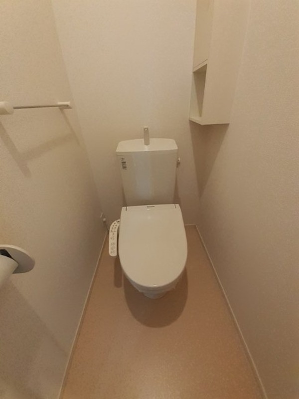 トイレ　図面と現状に相違がある場合には現状を優先