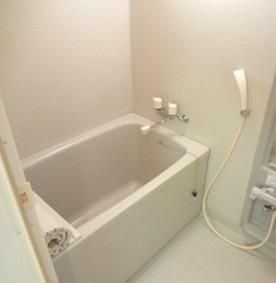 バス・シャワールーム　☆ゆっくりくつろげるお風呂☆※リノベーション前の画像です