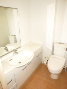 洗面設備　☆嬉しい独立洗面台☆※リノベーション前の画像です