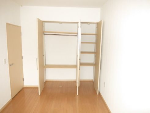 収納　☆たっぷり収納☆※リノベーション前の画像です