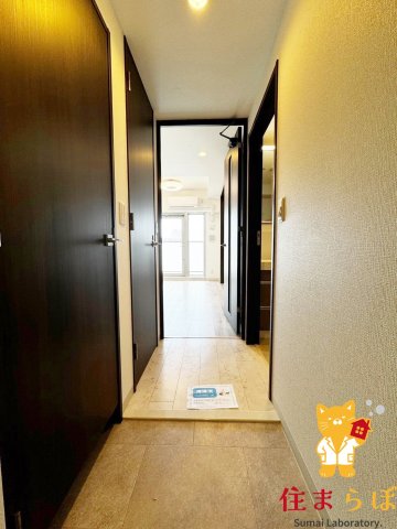 玄関　「物件じゃなく、“あなたの暮らしの一部”に出会いましょう。」