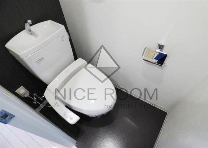 トイレ　プロシード大阪梅田ポーション　トイレ