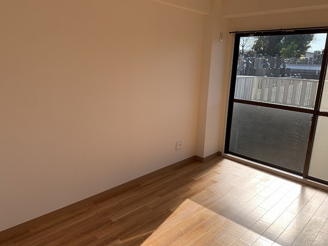 居室・リビング　別室参照