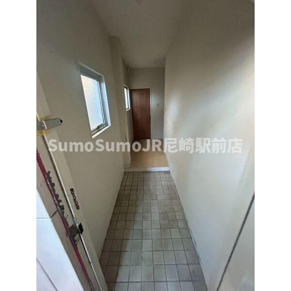 玄関　ゆったりとした玄関です