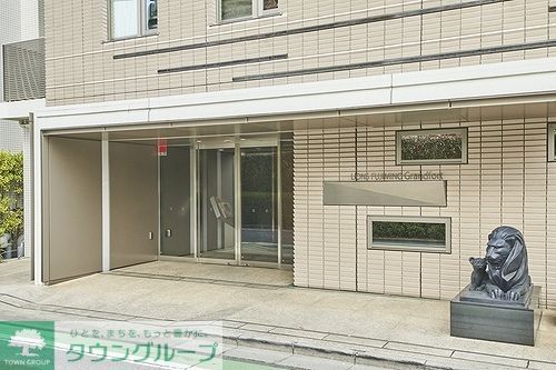 エントランス　エントランス外観