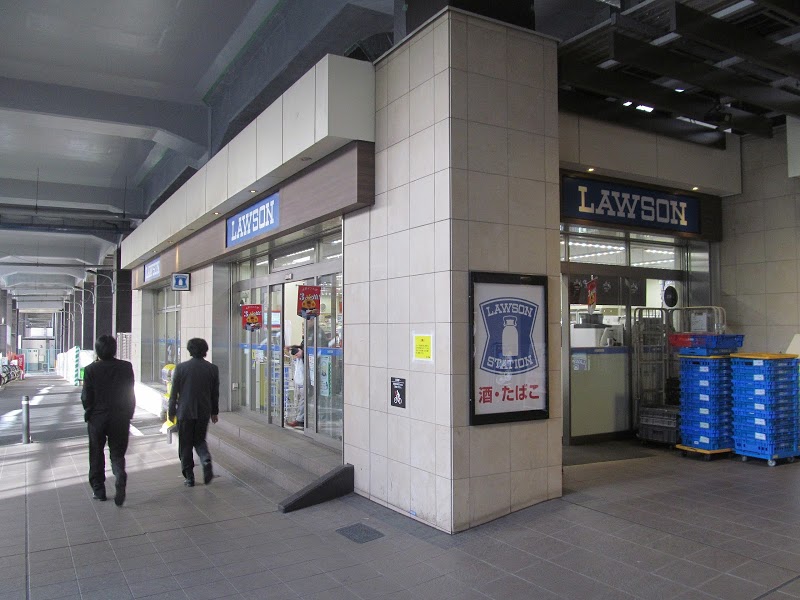 コンビニ　ローソン京王クラウン街笹塚店（コンビニ）まで87m