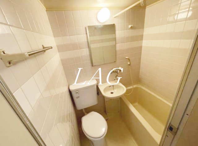 バス・シャワールーム　お風呂です。