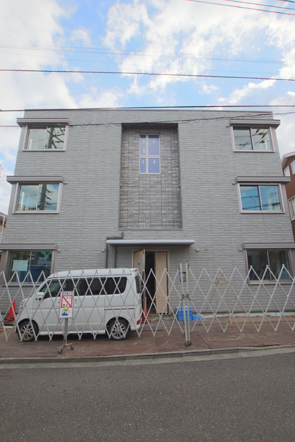 建物外観　※建築中のお写真となります