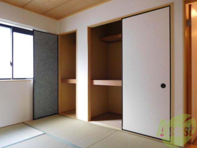 収納　壁一面収納になっております