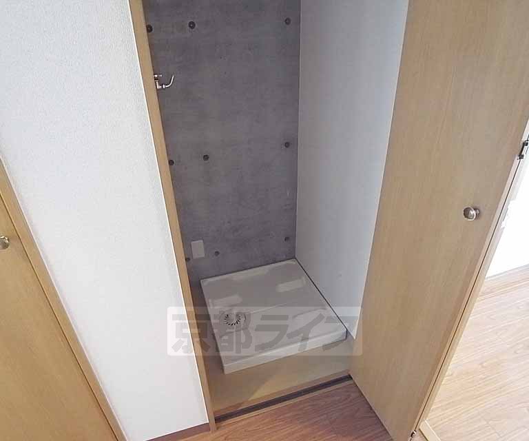 その他設備　扉があるので隠せます