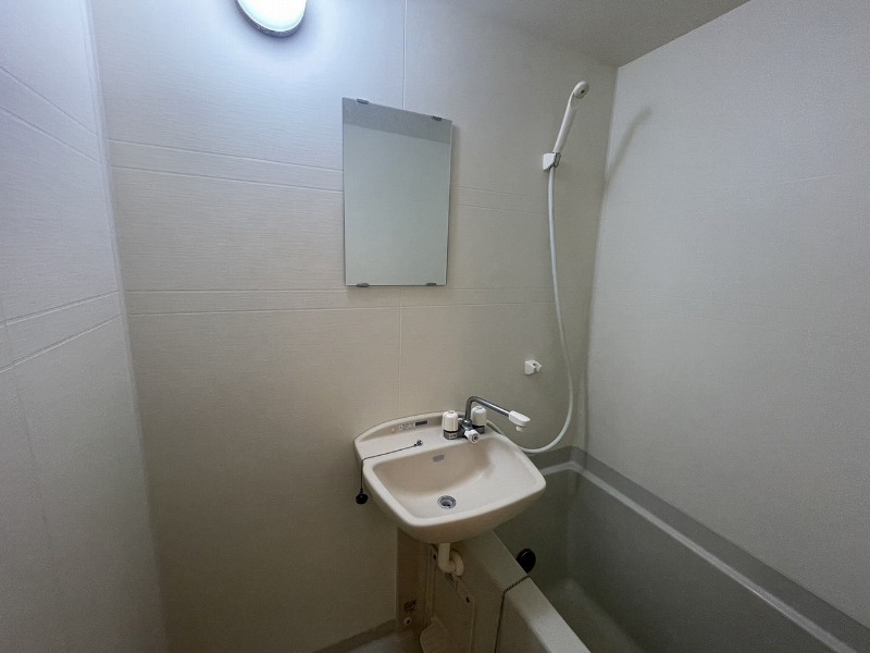 洗面設備　同物件別室写真