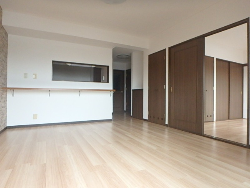 居室・リビング　図面と現状に相違がある場合には現状を優先．．．